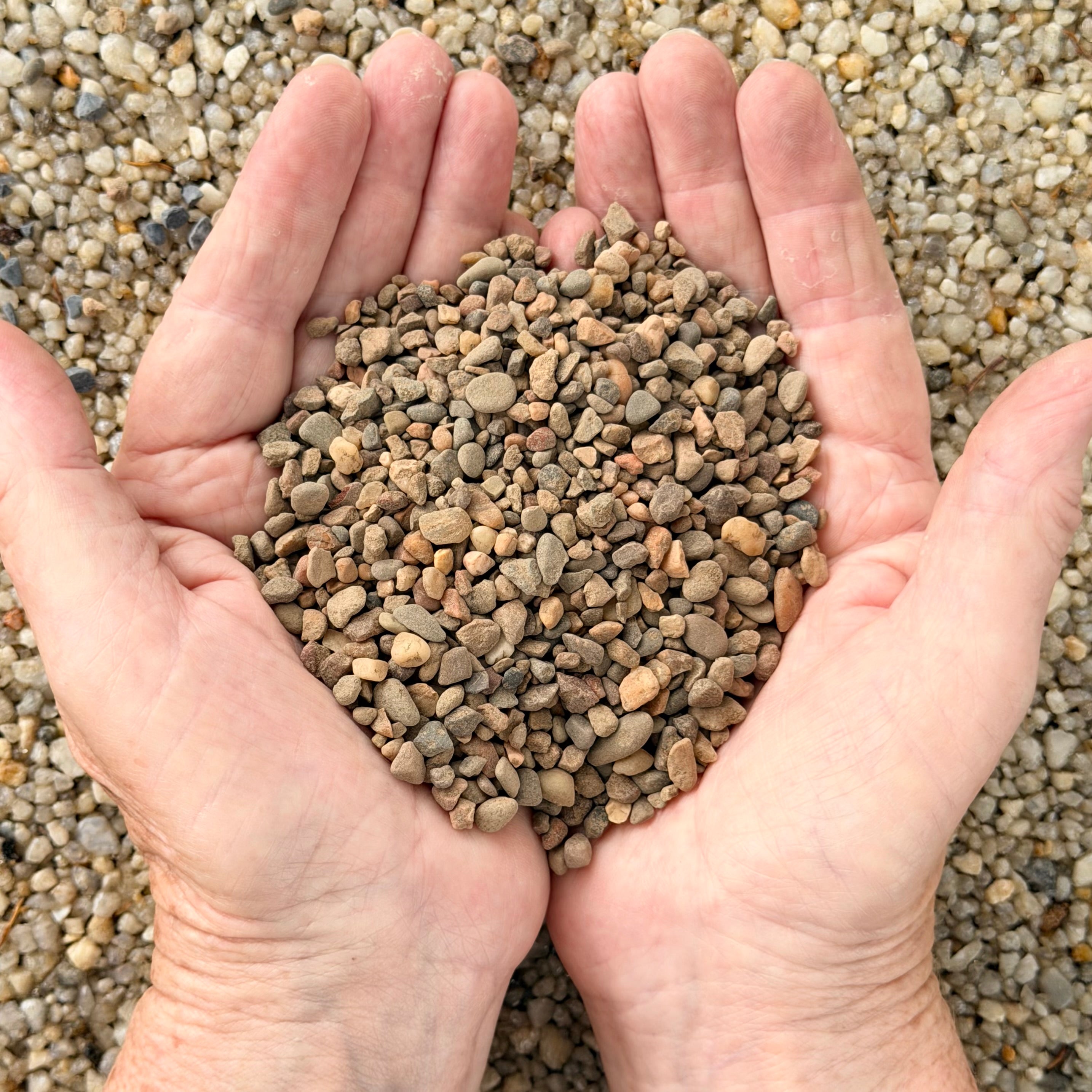 Hunter River Brown Garden Stones 5mm (20kg)